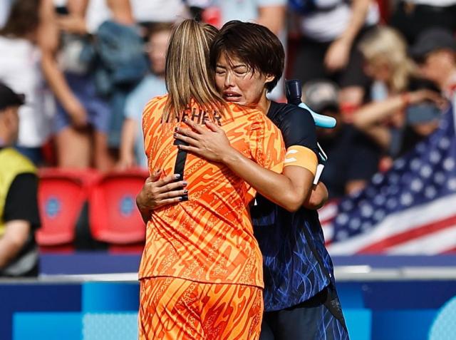 八强止步粉碎夺牌梦，日本男女足的丰满与骨感